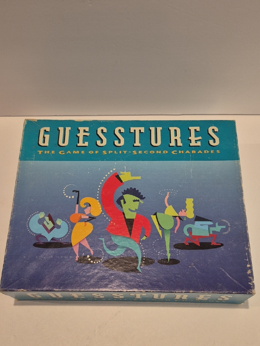 Milton Bradley Guesstures Split Second Charades Board Game 1990